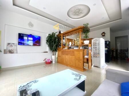 Nhà 3 tầng Vạn Hạnh, P8, Đà Lạt, 221m2, Giá 12 tỷ