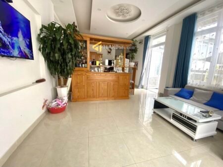 Nhà 3 tầng Vạn Hạnh, P8, Đà Lạt, 221m2, Giá 12 tỷ