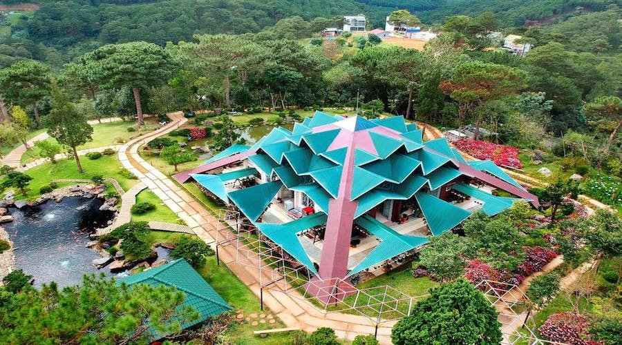 Khu du lịch rừng lá phong Đà Lạt