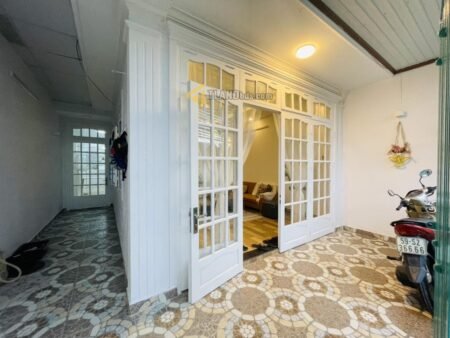 Nhà C4 hẻm oto SHR Đồng Tâm, Phường 4, Đà Lạt, 5.5x15m, Giá 6 tỷ