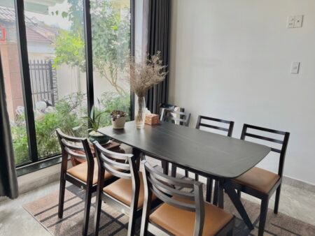 Villa hẻm oto SHR Hùng Vương, Phường 9, Đà Lạt, 251m2, Giá 15.5 tỷ