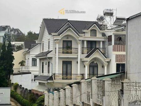 Villa hẻm ô tô Phan Chu Trinh, P9, Đà Lạt, 126m2, Giá 13.5 tỷ