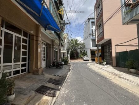 Nhà C4 MT KQH Mạc Đỉnh Chi, Phường 4, Đà Lạt, 44m2, Giá 6tỷ