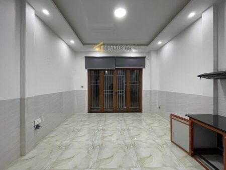 Khách sạn/CHDV MT KQH Phạm Hồng Thái, Phường 10, Đà Lạt, 93m2