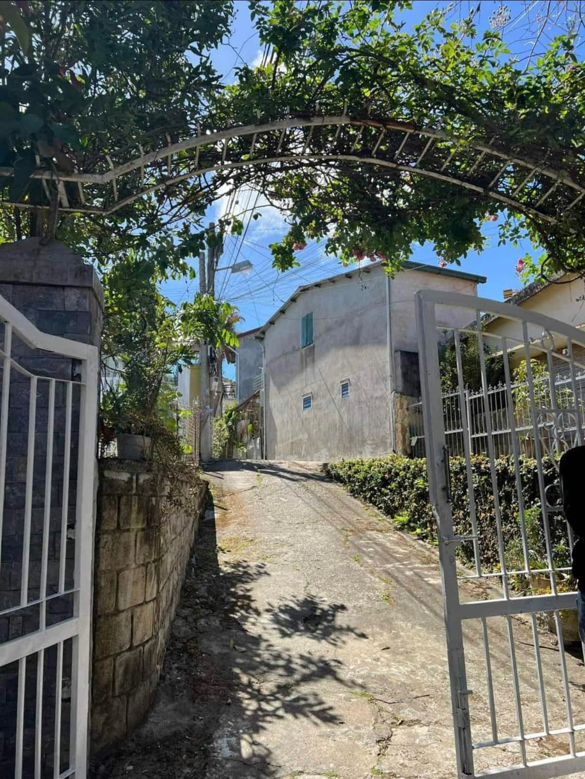 Villa hẻm oto SHR Phạm Hồng Thái, P10, Đà Lạt, 15x14m, Giá 12 tỷ Villa hẻm oto SHR Phạm Hồng Thái, P10, Đà Lạt, 15x14m, Giá 12 tỷ