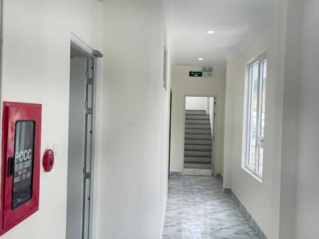 Villa 6 tầng MT Trịnh Hoài Đức, P11, 17 phòng, 284m2, Giá 18.49 tỷ