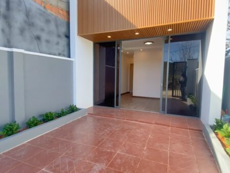 Nhà C4 hẻm oto SHR Hoàng Hoa Thám, Phường 10, 73.53m2, Giá 4.7 tỷ