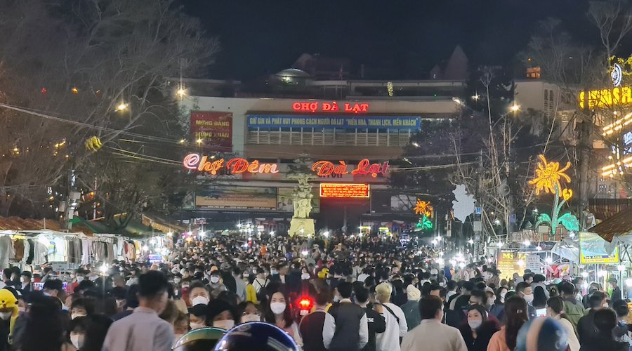 Chợ đêm Đà Lạt