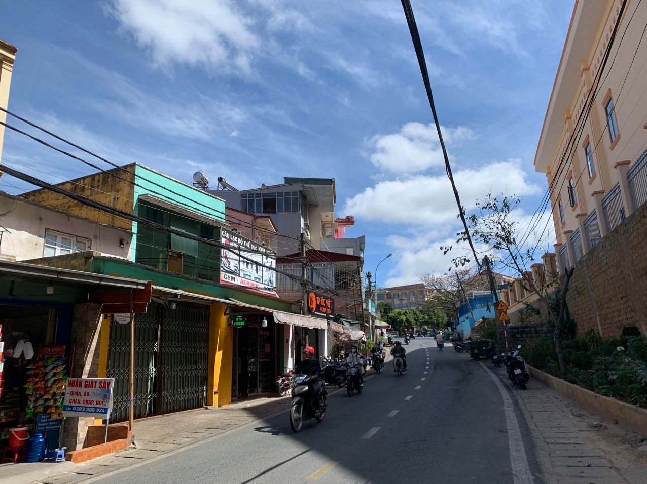 Nhà 3 tầng MT Lê Thánh Tôn, Phường 5, Đà Lạt, 75m2, Giá 12.5 tỷ Nhà 3 tầng MT Lê Thánh Tôn, Phường 5, Đà Lạt, 75m2, Giá 12.5 tỷ