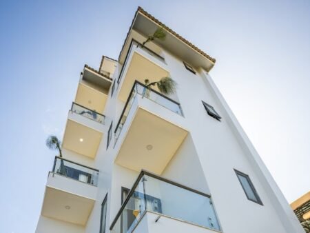 Khách sạn MT hẻm 27 Lê Hồng Phong, P4, Đà Lạt, 383m2, Giá 27 tỷ TL