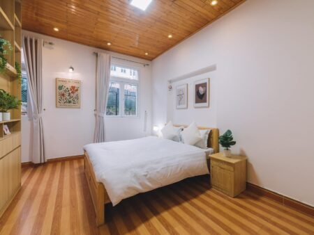 Villa 2 tầng hẻm ô tô Hùng Vương, P10, Đà Lạt, 207m2, Giá 10.5 tỷ