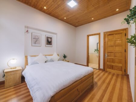 Villa 2 tầng hẻm ô tô Hùng Vương, P10, Đà Lạt, 207m2, Giá 10.5 tỷ