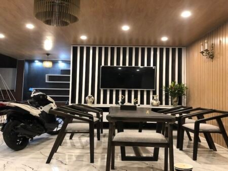 Nhà 2 MT Nhà Chung, Phường 3, Đà Lạt, 70m2, Giá 8.4 tỷ tl