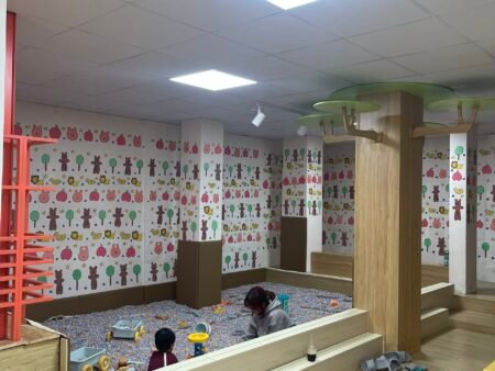 Nhà + KD Hoàng Hoa Thám, P10, Đà Lạt, 340m2, DT 300tr/tháng, Giá 19 tỷ