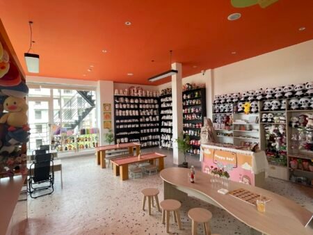 Nhà + KD Hoàng Hoa Thám, P10, Đà Lạt, 340m2, DT 300tr/tháng, Giá 19 tỷ