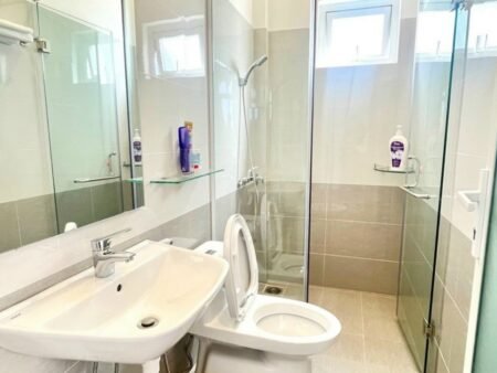 Villa trung tâm 4 tầng oto lớn, Trần Đại Nghĩa, P8, 200m2, Giá 11.999 tỷ