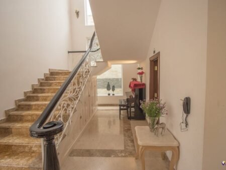 Villa 4 Tầng Mặt Tiền Sổ Riêng, Đường Đinh Tiên Hoàng, P2, Đà Lạt, 8PN