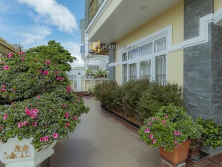 Villa sân vườn MT KQH An Sơn, P4, 14x24m, Giá 37 tỷ