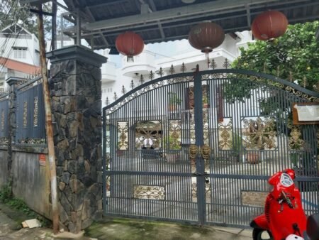 Villa 4 Tầng Hẻm Ô Tô Nhỏ Hàn Thuyên, P5, Đà Lạt, 711m2, 10 Phòng