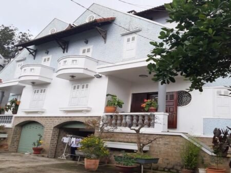 Villa 4 Tầng Hẻm Ô Tô Nhỏ Hàn Thuyên, P5, Đà Lạt, 711m2, 10 Phòng