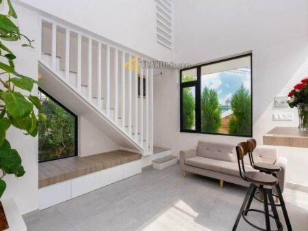 Villa 2 tầng Hẻm Ô Tô Lớn Phù Đổng Thiên Vương, P8, 322m2, 5 Phòng