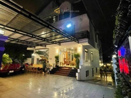 Khách sạn Hẻm ô tô lớn Hùng Vương, P9, Đà Lạt, 459m2, 20 Phòng