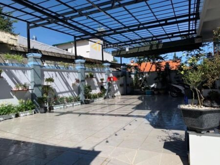 Khách sạn Hẻm ô tô lớn Hùng Vương, P9, Đà Lạt, 459m2, 20 Phòng