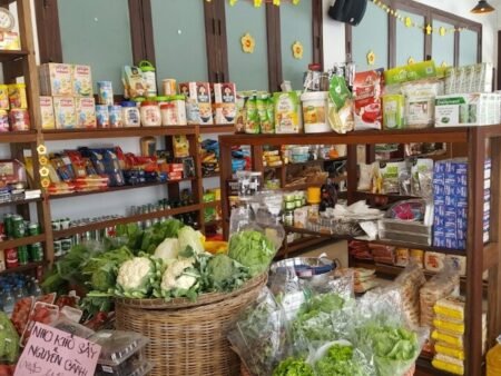 Villa 2 Tầng Mặt Tiền Sổ Riêng Quang Trung, P9, Đà Lạt, ngang 7m