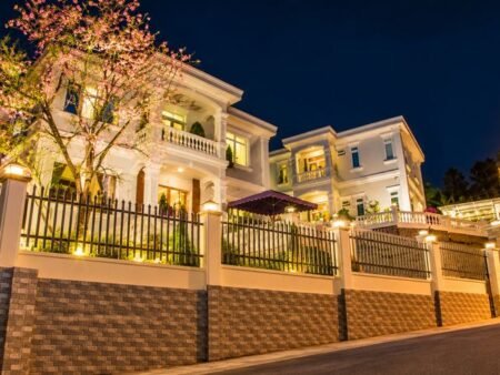 Villa 3 Tầng Hai Mặt Tiền Sổ Riêng An Bình, Phường 3, Đà Lạt, 20 Phòng