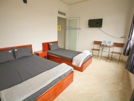 Khách Sạn Mặt Tiền An Dương Vương, P2, Đà Lạt, 75 m², ngang 5.3m