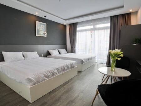 Khách sạn 2 Mặt tiền Phan Đình Phùng, Phường 2, 190m2, 21 phòng kinh doanh Giá 250tr/m2