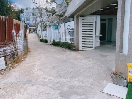 Nhà 2 tầng trung tâm Nguyễn Công Trứ, P8, Đà Lạt, dtsd 60m2