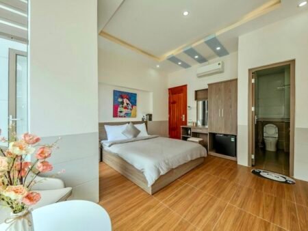 Khách Sạn 5 Tầng Hoàn Công, Góc 2 Mặt Tiền KQH Hoàng Văn Thụ