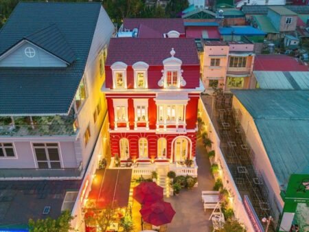 Villa Mặt Tiền Đường Trần Quý Cáp, P9, Đà Lạt, 467m2, Giá 42 tỷ