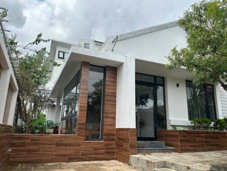 Villa 2 tầng Hẻm Ô Tô Lớn Phù Đổng Thiên Vương, P8, 322m2, 5 Phòng