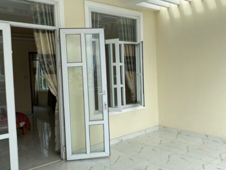 Nhà Phố 3 Tầng Mặt Tiền Đoàn Thị Điểm, P1, Đà Lạt, 113.51 m², 3 Phòng