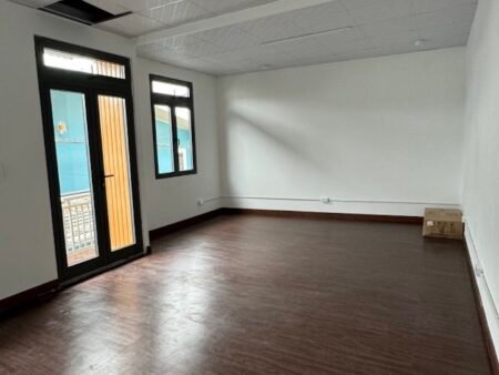 Nhà 2 Tầng Ngô Thì Nhậm 50m2, Phường 4, 3 PN gần nhà thờ Minh Giáo