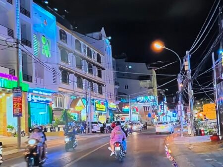 Mua bán nhà trung tâm Đà Lạt