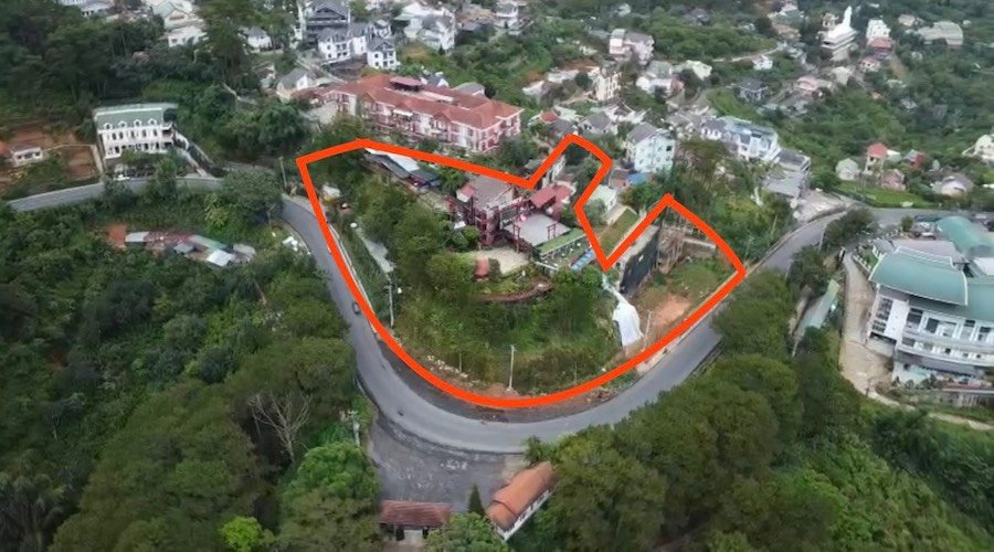 Nhà Hàng & Cafe Đẳng Cấp, Đà Lạt - 6990m2, Mặt tiền 500m