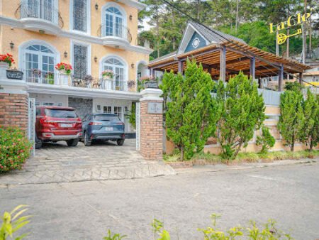 Khách Sạn/CHDV Hẻm Ô Tô Lớn - Sổ Riêng Đường 3/4, P3, Đà Lạt
