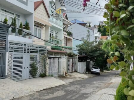 Nhà phố 3 tầng hẻm oto Nguyễn Trung Trực, 92.6m2 ngang 5m