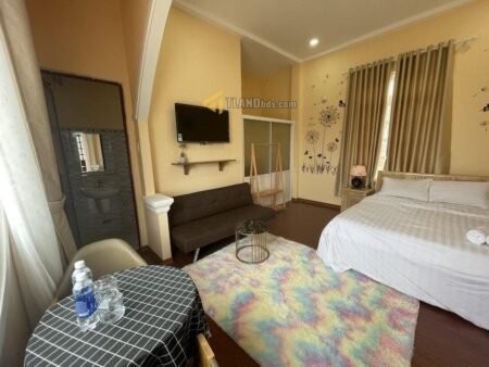 Homestay Hẻm Ô Tô Nam Hồ, P11, Đà Lạt, 232.88 m² mặt tiền 18m