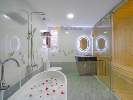 Khách Sạn 5 Tầng Hẻm Ô Tô Lớn Nam Hồ, P11, 201m2 ngang 13.5m