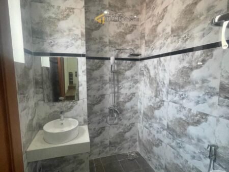 Villa 2 Tầng Hẻm Ô Tô Lớn Măng Lin, P7, Đà Lạt, 10.6m x 20m