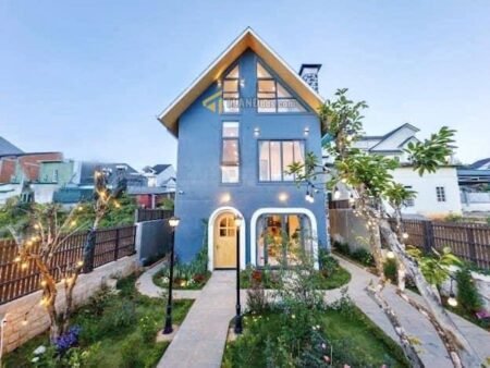 Villa Mặt Tiền KQH An Sơn, Phường 4, 285 m², với mặt tiền rộng 12m