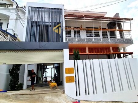 Homestay Hẻm Ô Tô Lớn Nam Hồ, P11, 225.11 m², mặt tiền rộng 17m