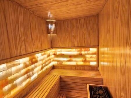 Villa có Hồ bơi Mặt Tiền KQH An Sơn, P4, 207.2 m² mặt tiền 10m