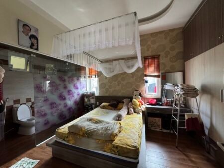 Villa 2 tầng Yersin, P9, Đà Lạt 200m2 ngang 10m