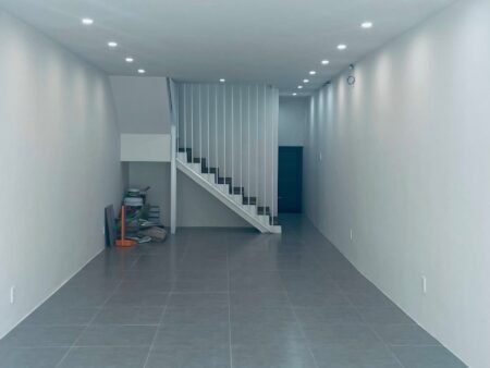 Nhà Phố 5 Tầng Mặt Tiền, Sổ Riêng Phan Đình Phùng, P2, Đà Lạt