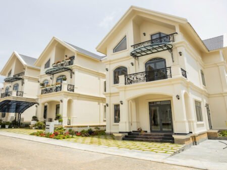 Villa 2 Tầng Hẻm Ô Tô Lớn Măng Ling, Phường 7, Đà Lạt 19m x 11.5m